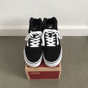 women’s 7 ward hi (canvas) VANS